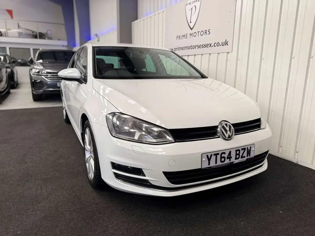 Used VW Golf VII GT 2014 White Hatchback