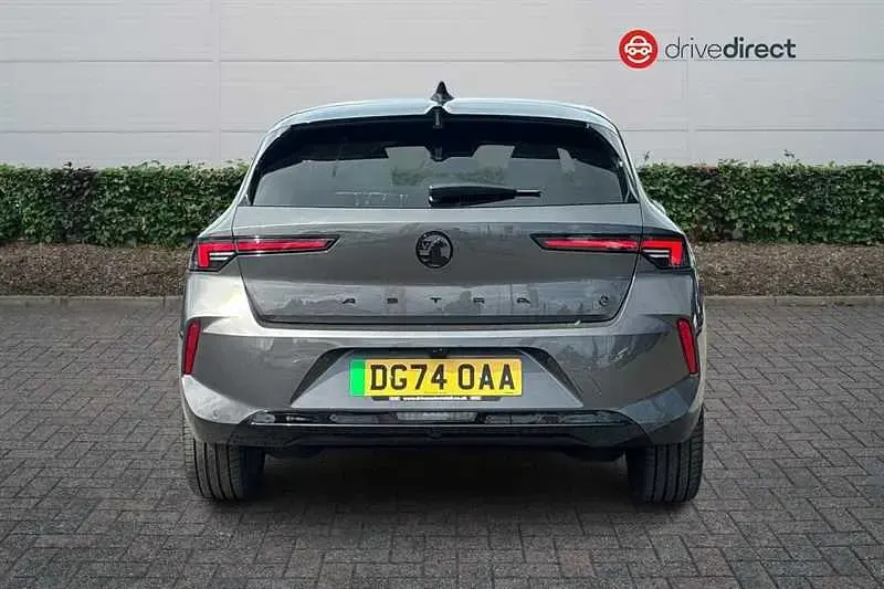 Used Vauxhall Astra Ultimate 114 kW (156 HP) 2024 Grey Hatchback