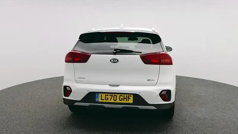 Used Kia Niro 139 HP (102 kW) 2020 White SUV