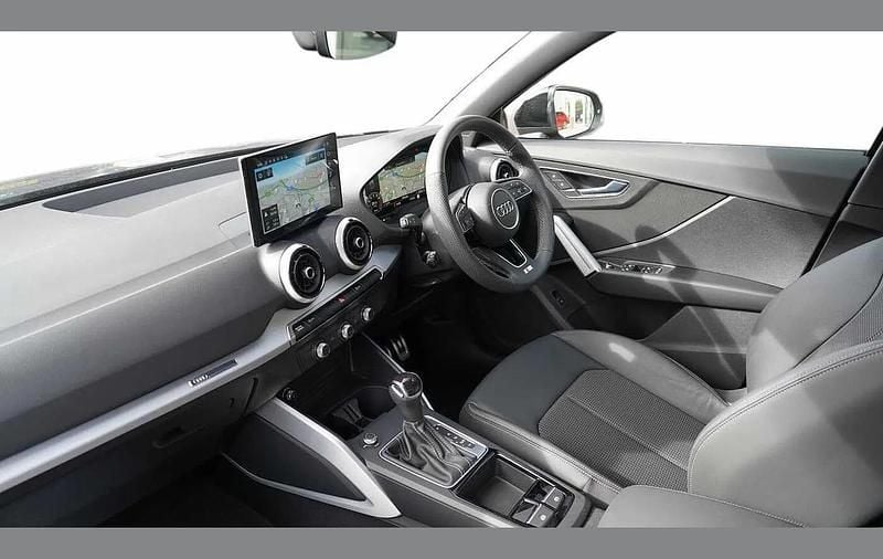 Used Audi Q2 S-Line 147 HP (108 kW) 2025 Black SUV