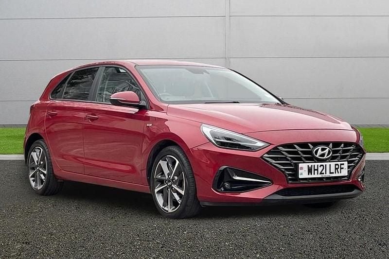 Used Hyundai i30 Premium 120 HP (88 kW) 2021 Red Hatchback