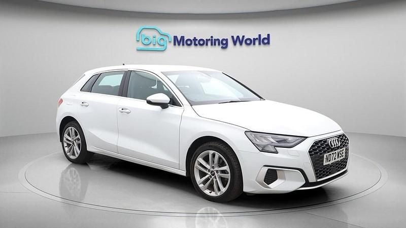 Used Audi A3 Sportback e-tron Sport 204 HP (150 kW) 2023 White Hatchback
