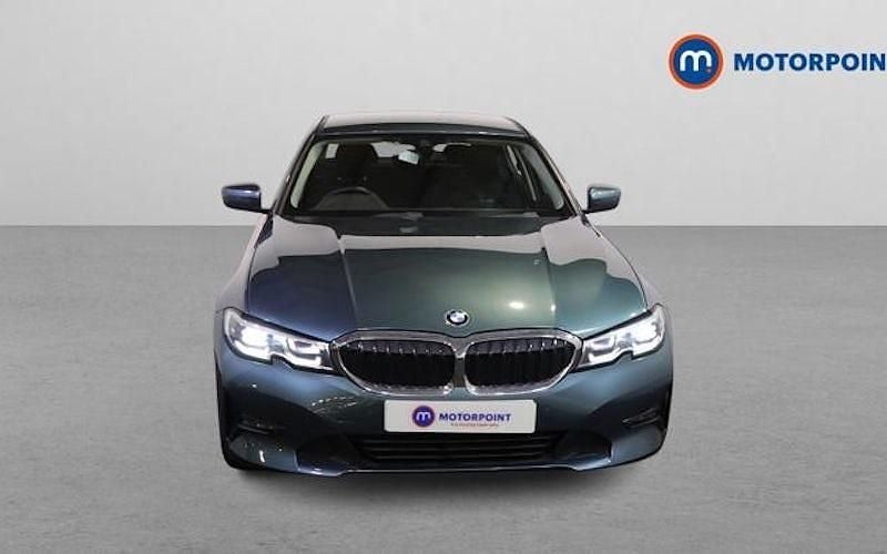 Used BMW 320 190 HP (139 kW) 2021 Blue Sedan