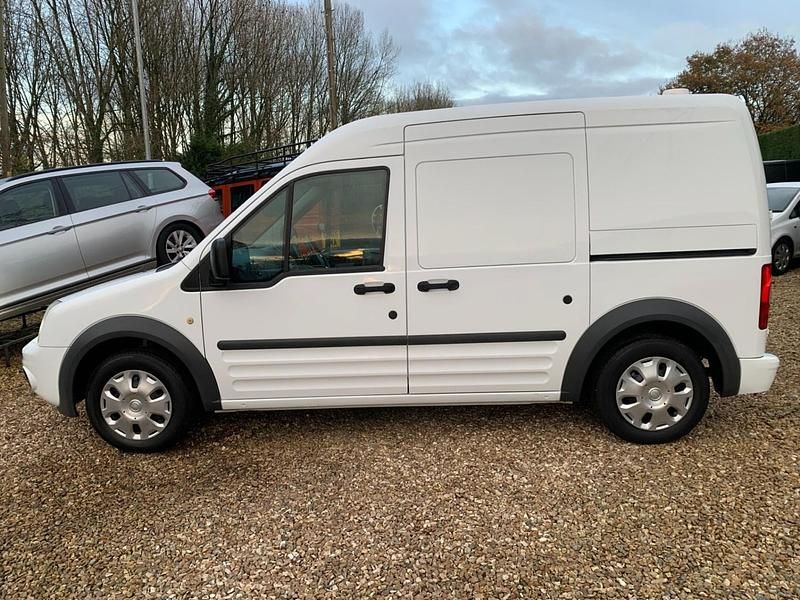 Used Ford Transit Connect 2011 White MPV