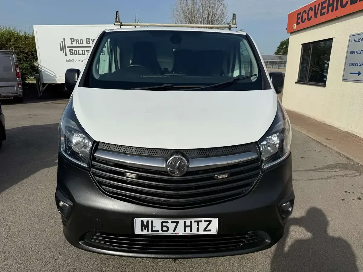Used Vauxhall Vivaro 2017 White