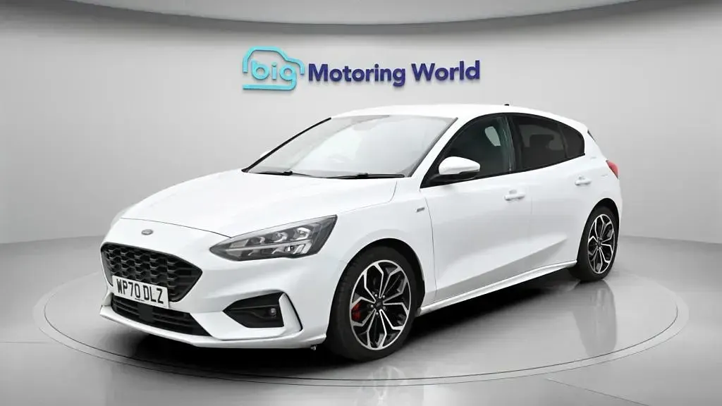Used Ford Focus ST-Line X 155 HP (114 kW) 2020 White Hatchback