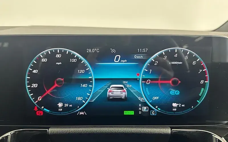 Used Mercedes E250 Exclusive 218 HP (160 kW) 2022 Grey SUV