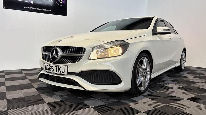 Used Mercedes A160 AMG line 2016 White Hatchback