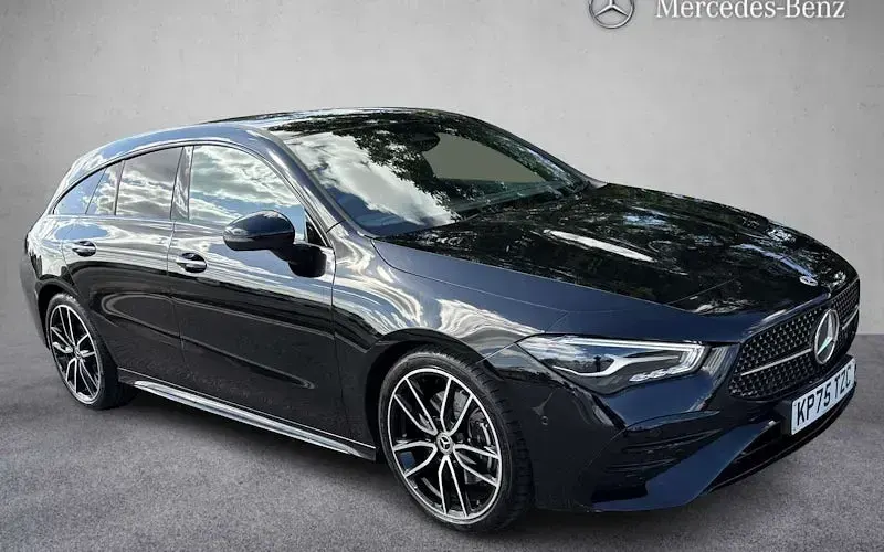 Used Mercedes CLA200 AMG line 163 HP (119 kW) 2025 Estate