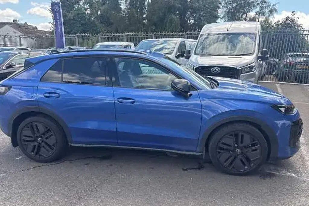 Used VW T-Roc 150 HP (110 kW) 2026 SUV