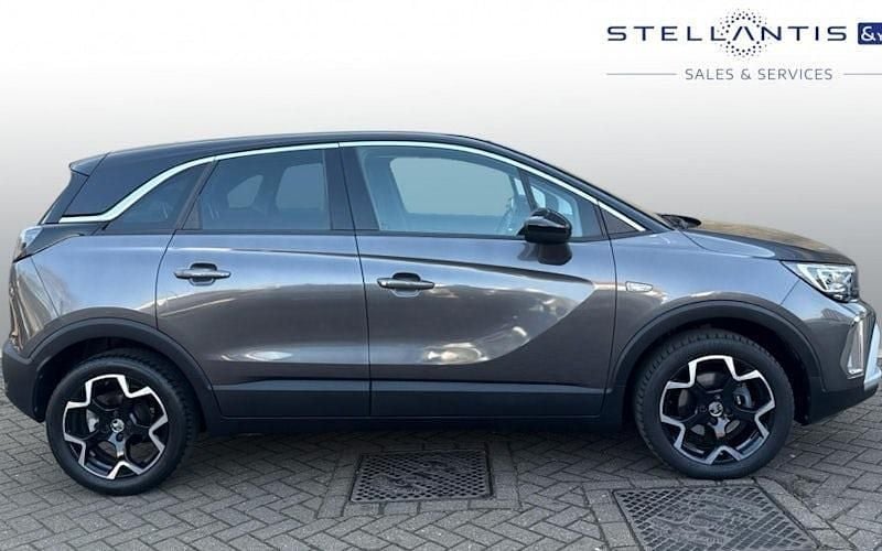 Second-hand Vauxhall Crossland Elite 131 CP (96 kW) 2021 Gri SUV