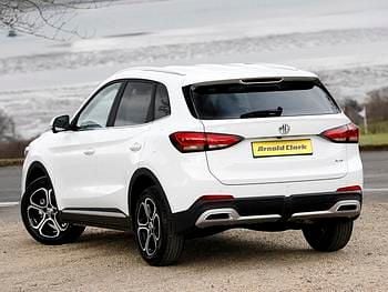New MG ZS SE 115 HP (84 kW) 2025 White SUV