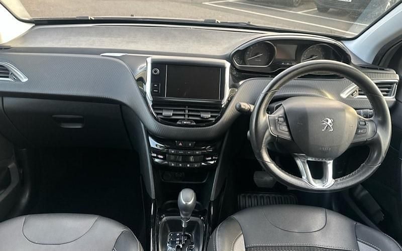 Used Peugeot 2008 Allure 110 HP (80 kW) 2019 SUV