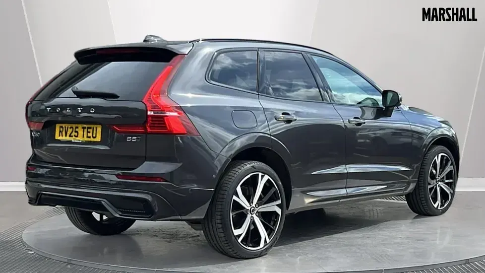 Used Volvo XC60 Ultra 250 HP (183 kW) 2025 Grey SUV