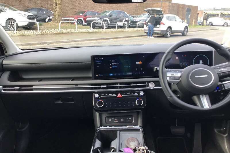 Image 3/4