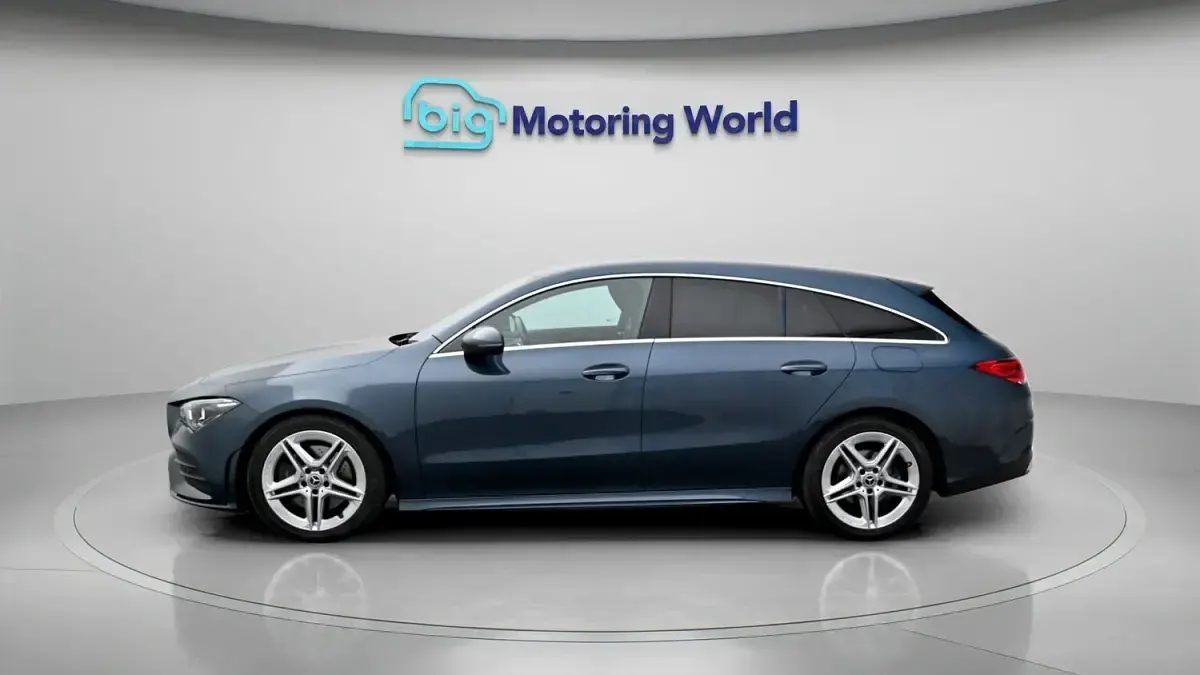 Used Mercedes CLA200 AMG line 163 HP (119 kW) 2022 Blue Estate