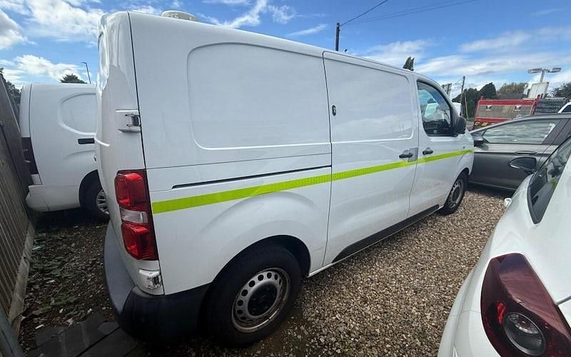 Used Citroën Dispatch 120 HP (88 kW) 2021 MPV