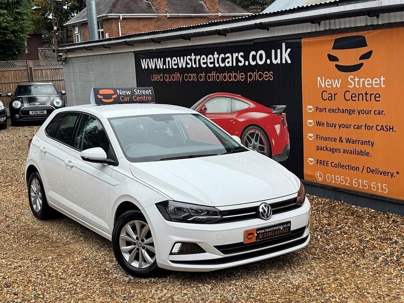 White Used 2018 VW Polo SE Hatchback | £11,784 (Fair price) - Image 1/3