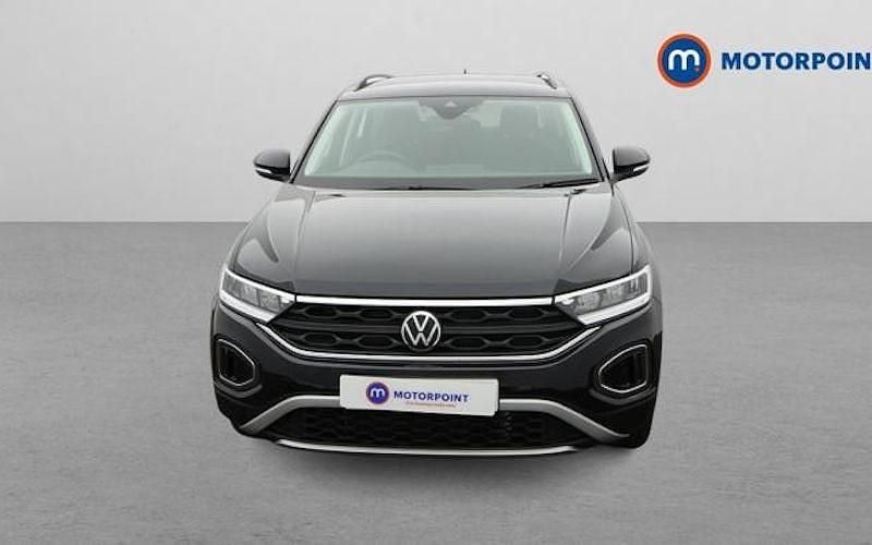 Used VW T-Roc Life 150 HP (110 kW) 2025 SUV