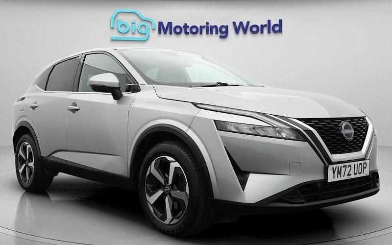 Used Nissan Qashqai N-Connecta 140 HP (102 kW) 2023 Silver SUV