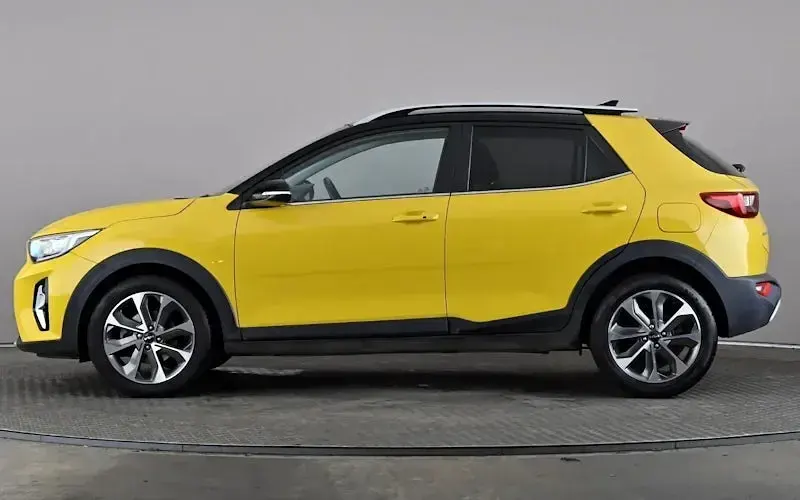 Used Kia Stonic 120 HP (88 kW) 2022 Yellow SUV