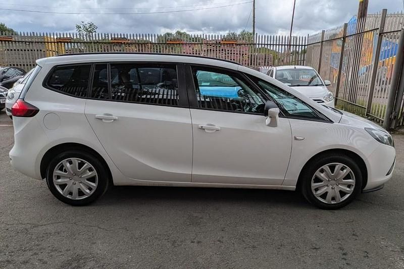 Used 2015 Vauxhall Zafira Tourer MPV | £3,995 (Fair price) - Image 1/1