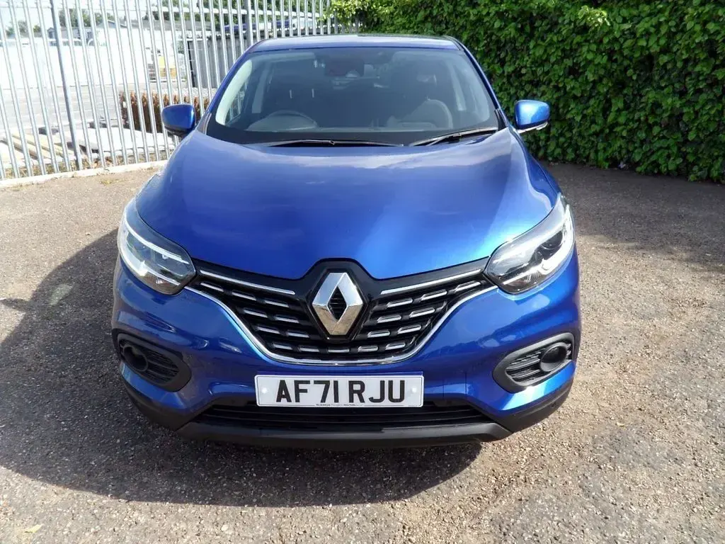 Used Renault Kadjar Iconic 140 HP (102 kW) 2021 Blue SUV