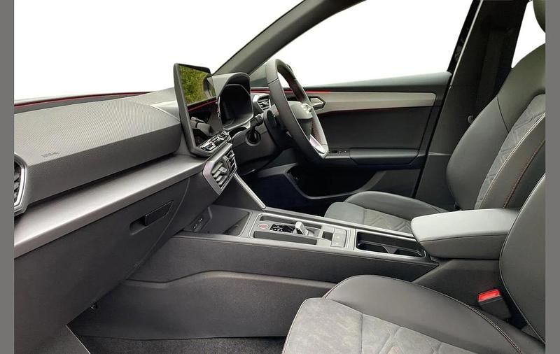 Used Seat Leon FR Sport 201 HP (147 kW) 2025 Black Estate