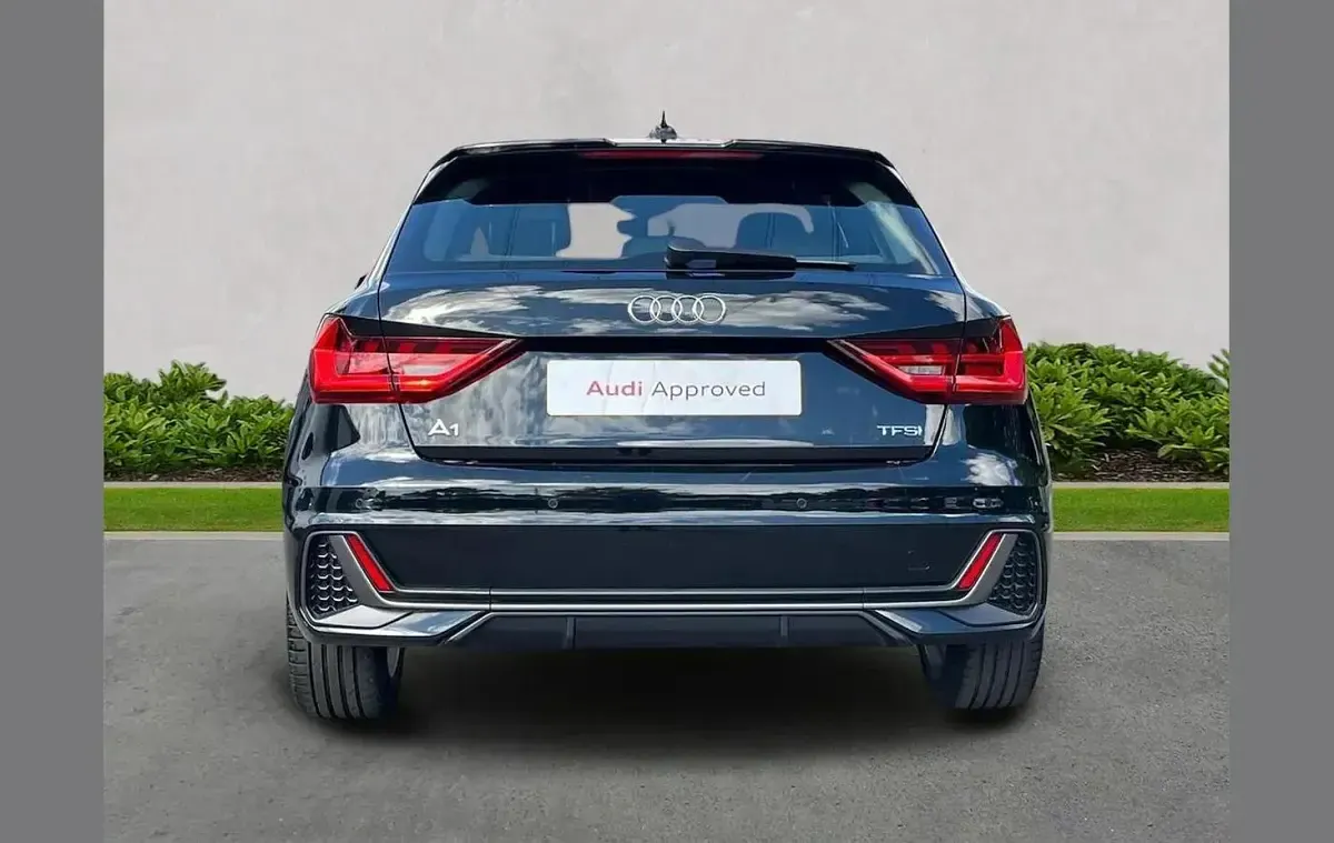 Used Audi A1 S-Line 94 HP (69 kW) 2023 Black SUV