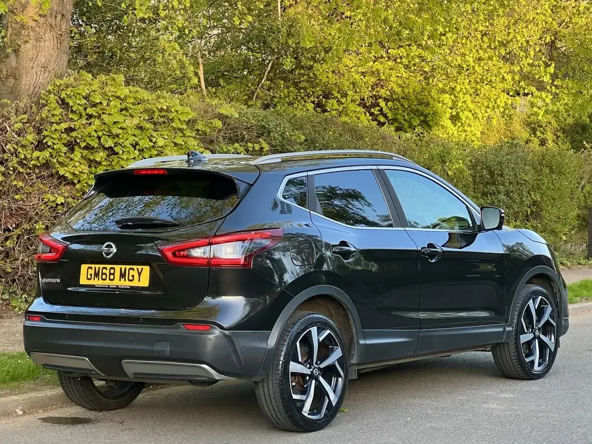 Used Nissan Qashqai Tekna 140 HP (102 kW) 2019 Black SUV
