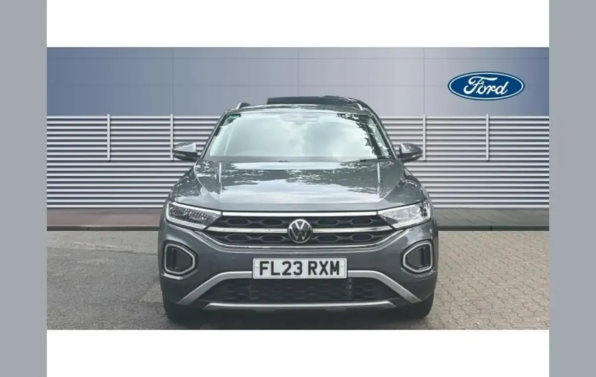 Used VW T-Roc Style 147 HP (108 kW) 2023 Grey SUV