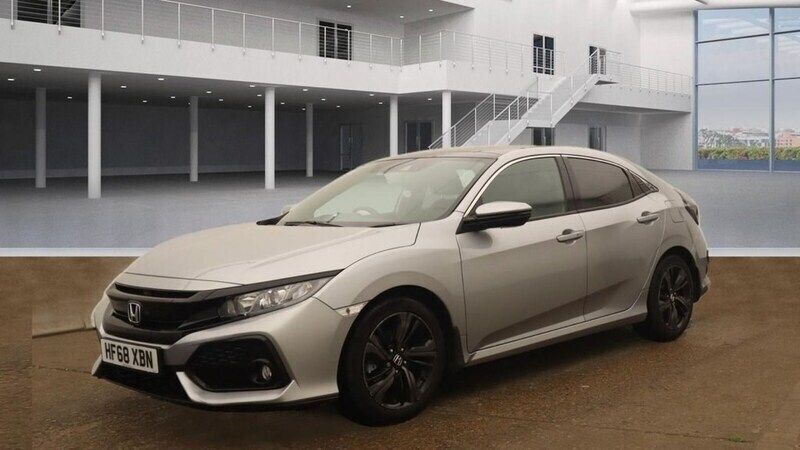 Silver Used 2018 Honda Civic EX Hatchback | £13,990 (Fair price) - Image 1/4