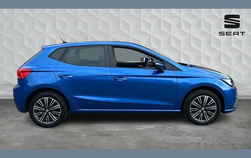 Used Seat Ibiza SE 94 HP (69 kW) 2023 Blue Hatchback