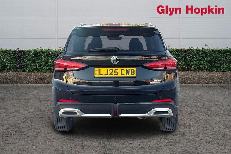 Used MG ZS Trophy 2025 Black Hatchback