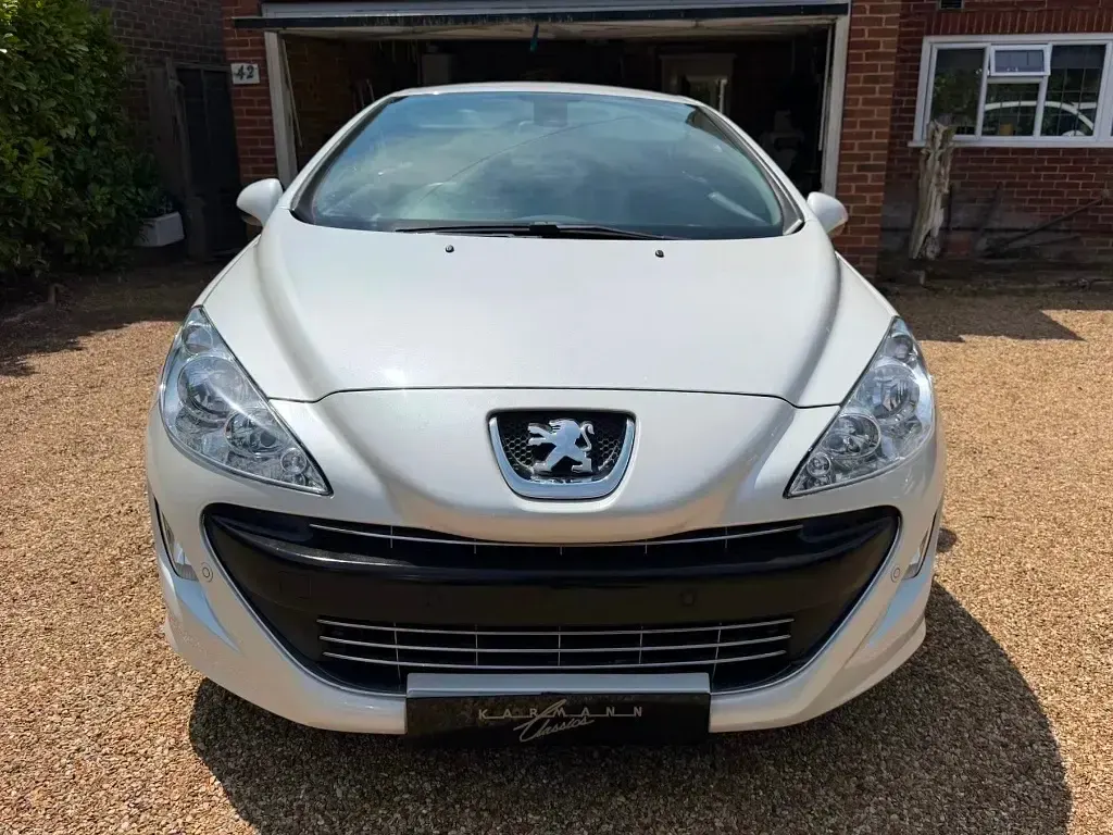 Used Peugeot 308 CC GT 2010 White Cabriolet