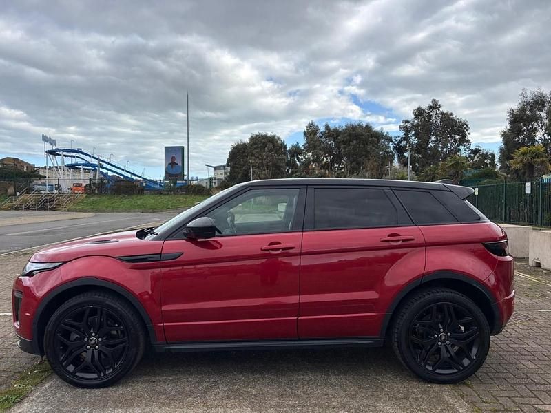Used Land Rover Range Rover evoque HSE Dynamic 2017 Red Estate