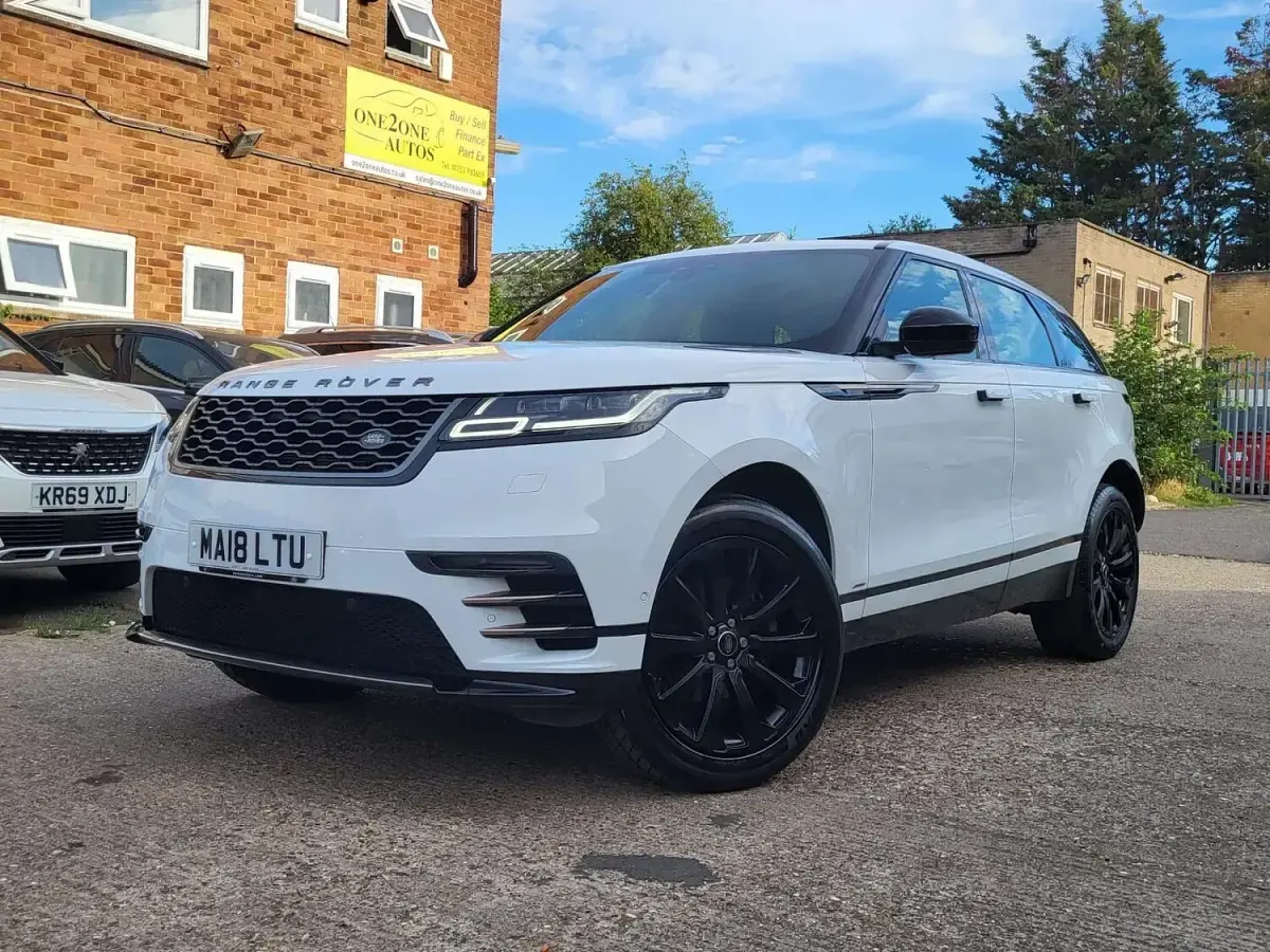 Used Land Rover Range Rover Velar SE Dynamic 180 HP (132 kW) 2018 White SUV