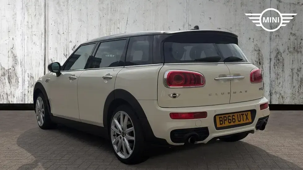 Used Mini Cooper S Clubman 189 HP (139 kW) 2016 White Estate