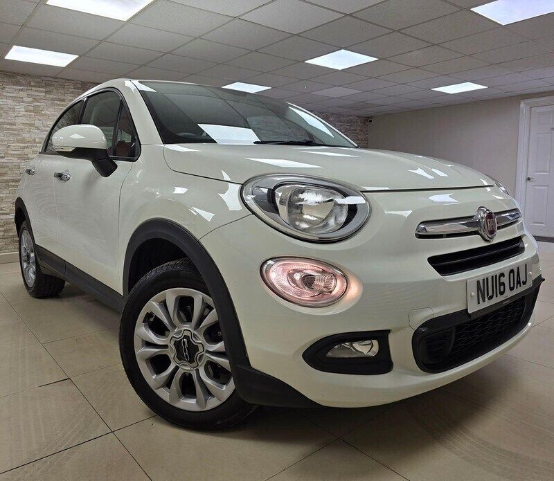 White Used 2016 Fiat 500X City Look SUV | £5,995 (Good price) - Image 1/4