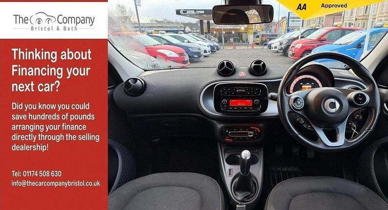 Used Smart ForFour Passion 71 HP (52 kW) 2017 Silver Hatchback