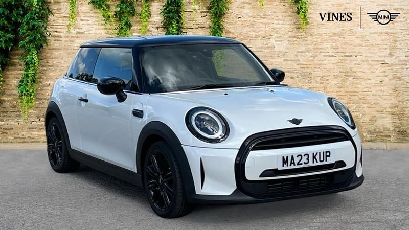 White Used 2023 Mini Cooper Exclusive Hatchback | £21,177 (Fair price) - Image 1/4
