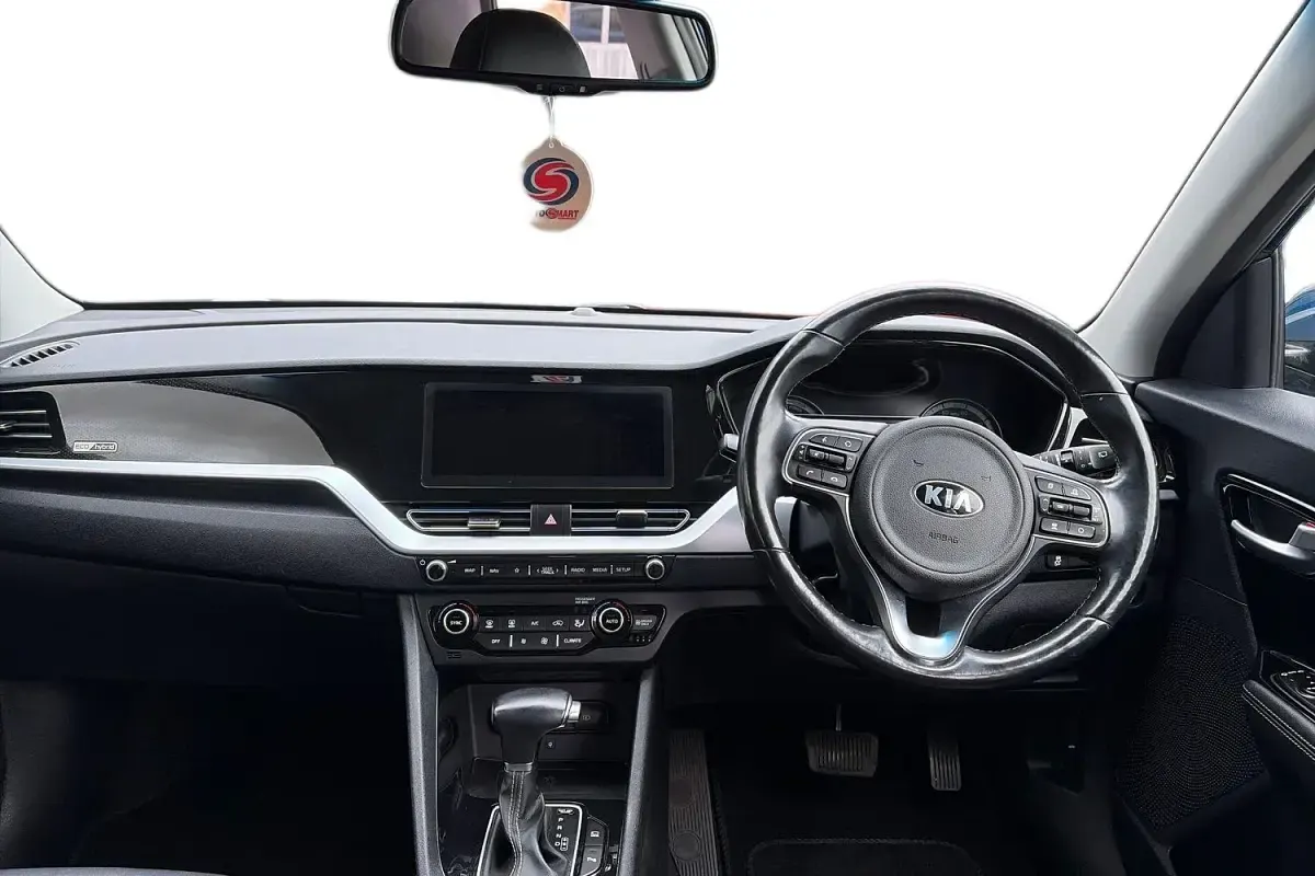 Used Kia Niro 141 HP (103 kW) 2020 Blue SUV