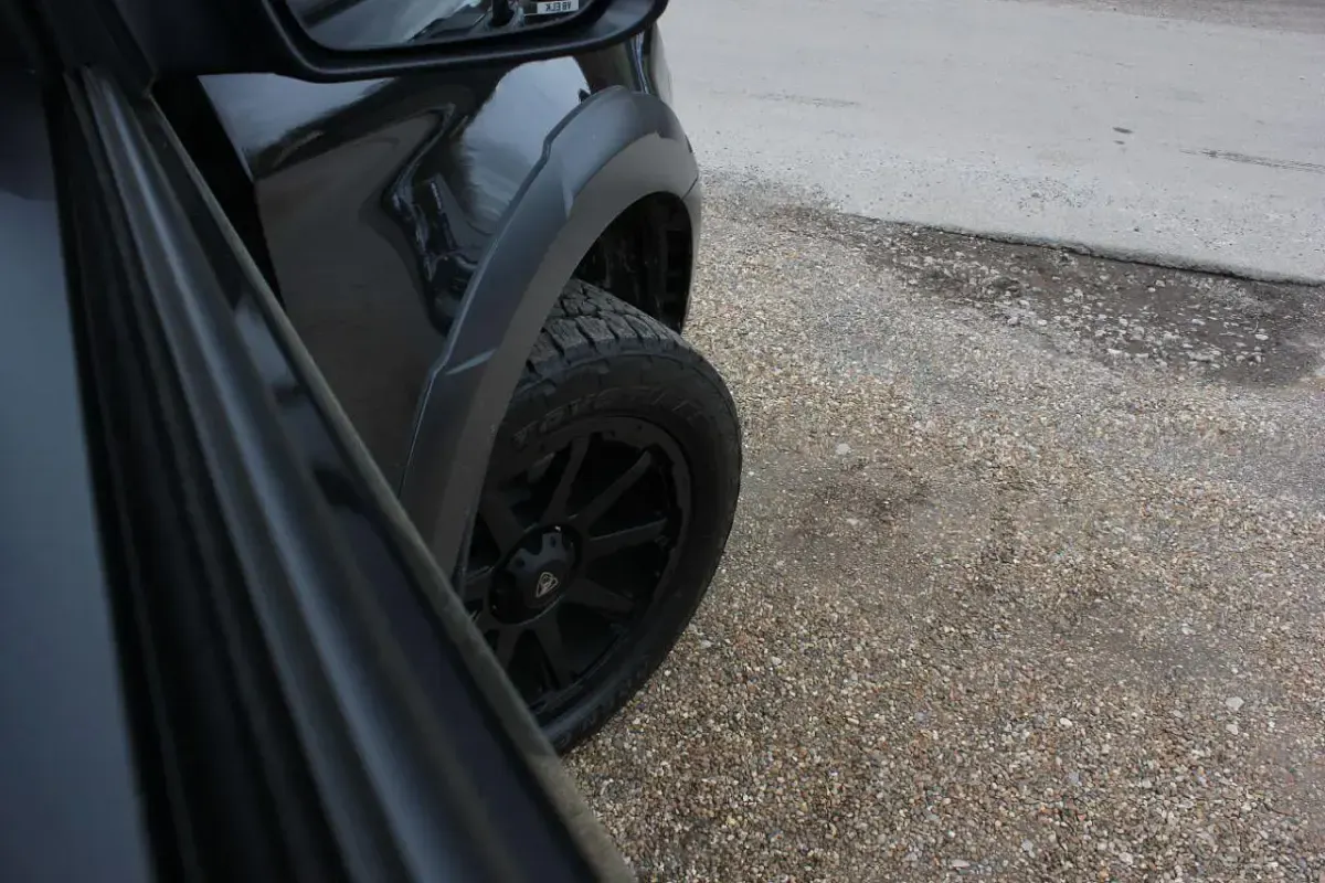 New Isuzu D-Max 2025 Black Pickup