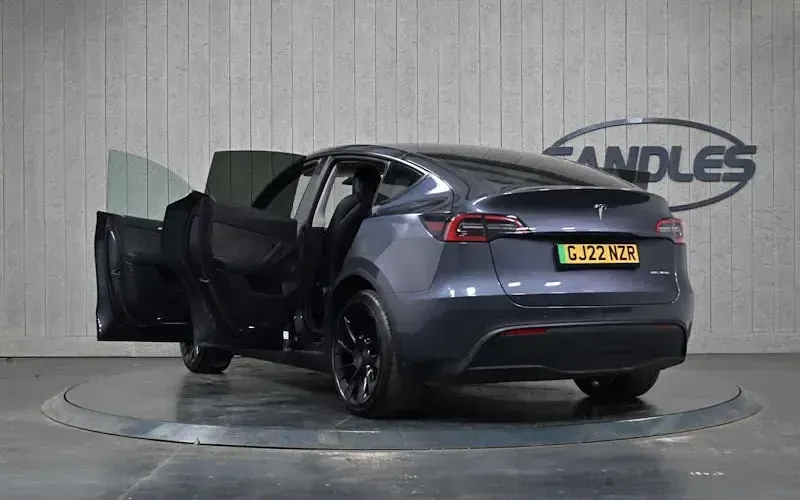 Used Tesla Model Y Long Range AWD 286 kW (389 HP) 2022 Grey SUV
