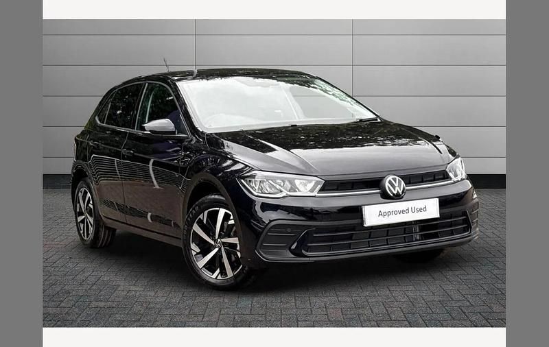 Used VW Polo Match 95 HP (69 kW) 2025 Black Hatchback