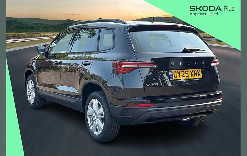 Used Skoda Karoq SE 148 HP (108 kW) 2025 Black magic pearl effect SUV