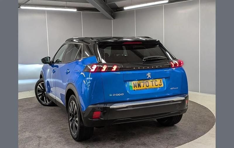 Used Peugeot e-2008 GT-line 100 kW (136 HP) 2021 Blue SUV