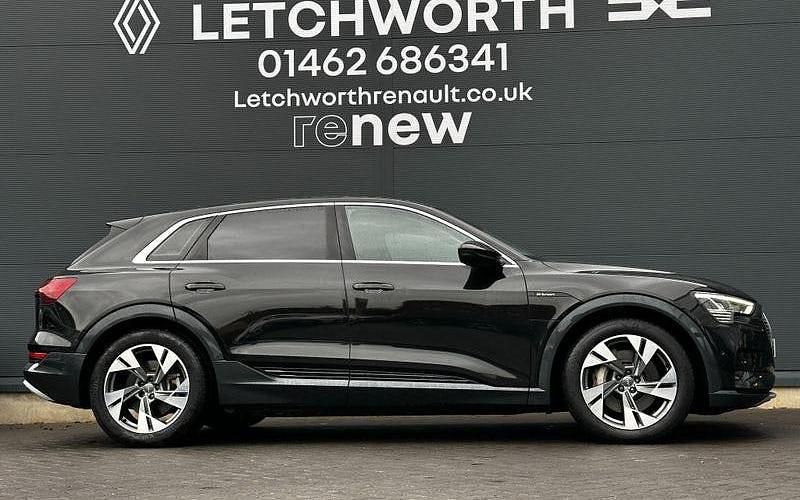 Used Audi e-tron Design 300 kW (408 HP) 2020 SUV