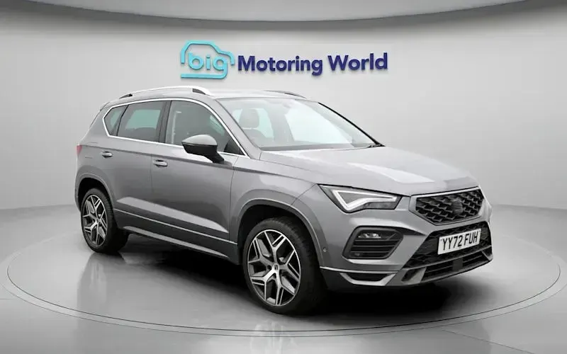 Usado Seat Ateca FR Sport 150 HP (110 kW) 2022 Cinzento SUV