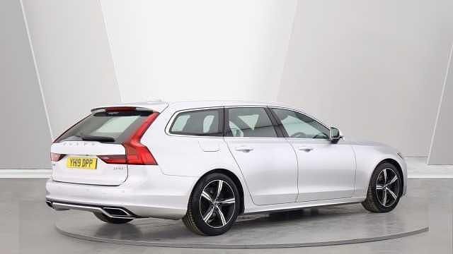 Used Volvo V90 R-Design 190 HP (139 kW) 2019 Silver Estate